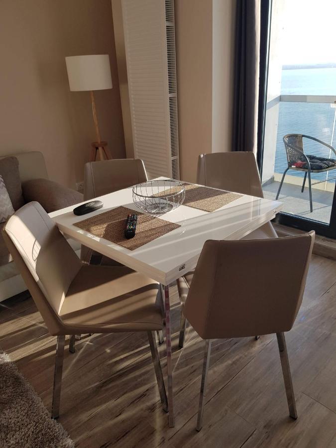 Lake View Apartament Мамая Экстерьер фото